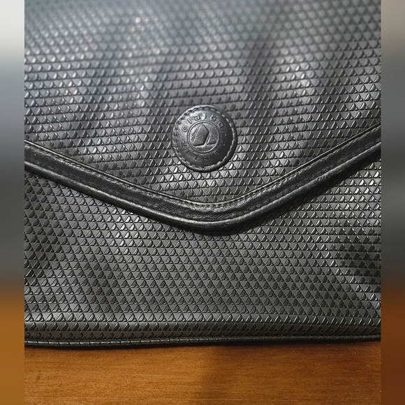 VINTAGE 1980'S LIZ CLAIBORNE  Leather Deep navy Crossbody Handbag - Picture 2 of 12